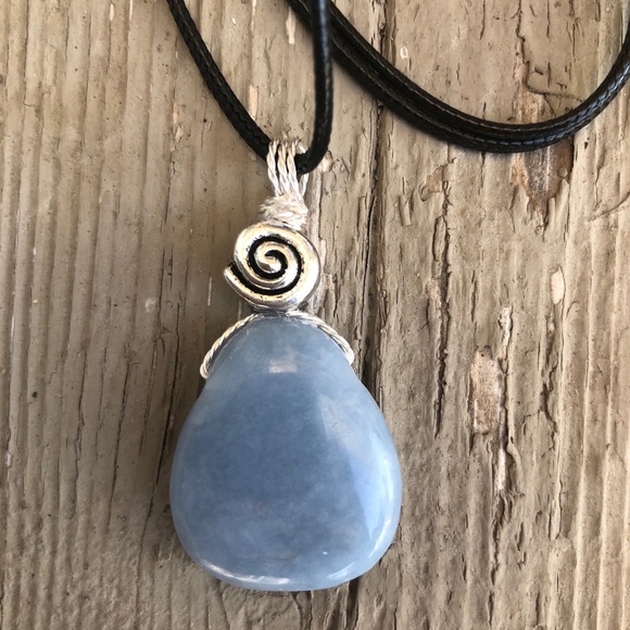 SOLD Angelite for Connection to Angelic Realm - Picture 4 of 5